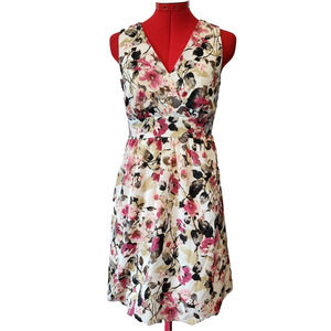 MAURICES White Floral Sleeveless Knee Length V Neck Dress Size 3/4